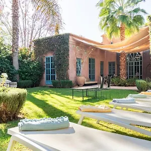 https://villa-pauline-with-private-pool-garden-hotel-service.marrakeshhotelsmorocco.com